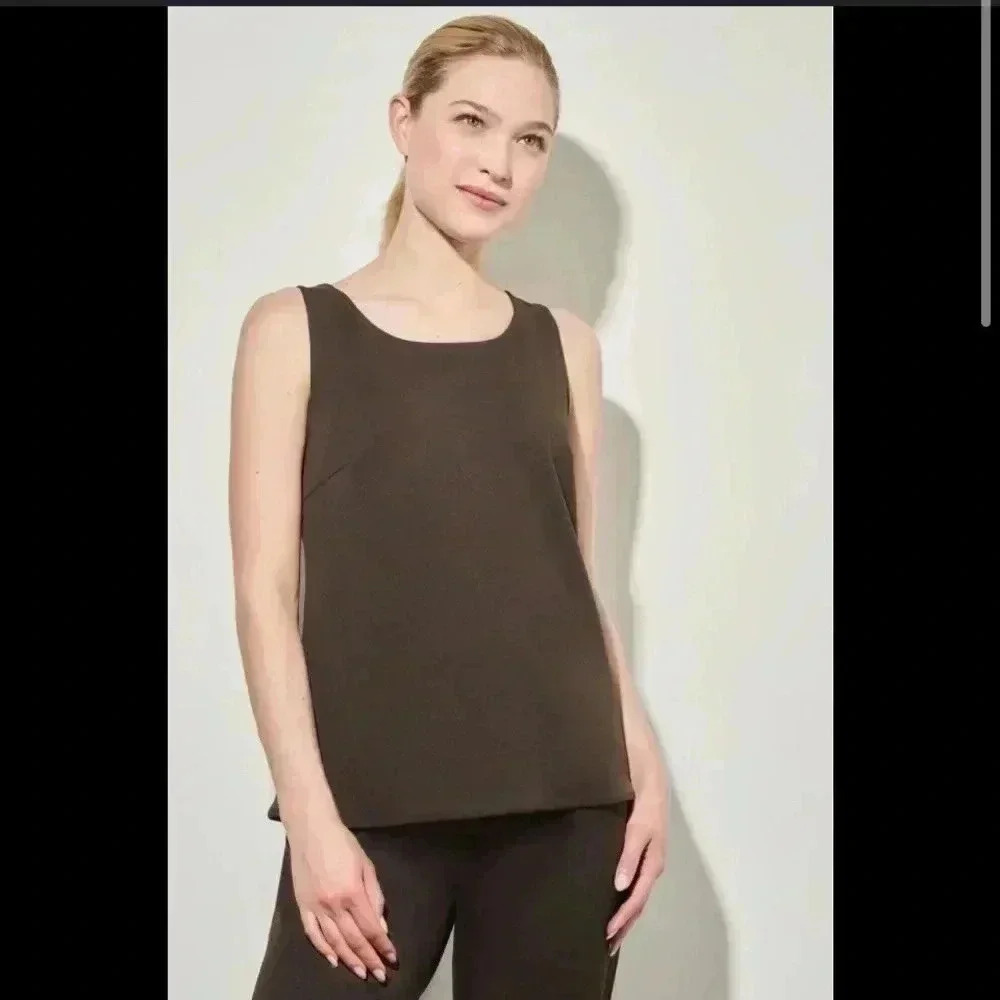 Set brown top